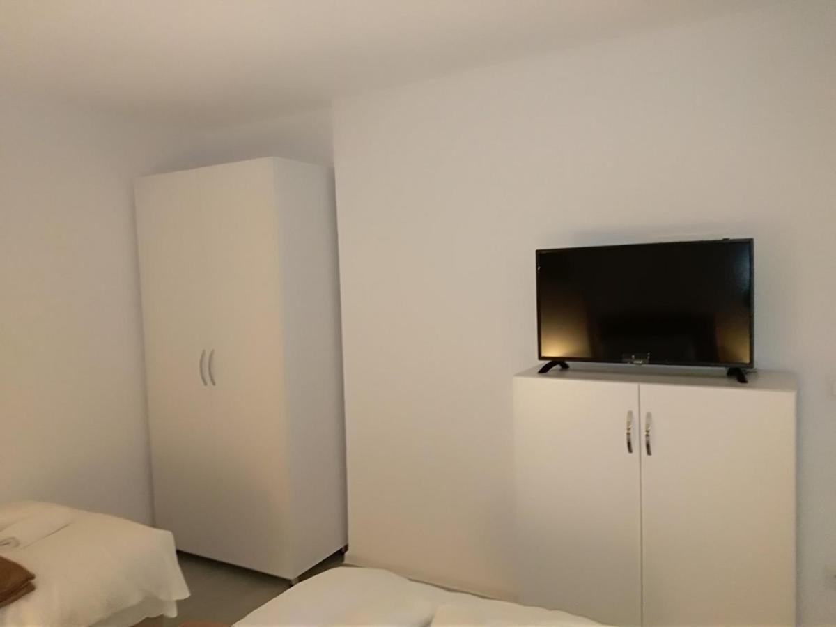 Apartman-Stan Na Dan -Stolac Apartment ภายนอก รูปภาพ